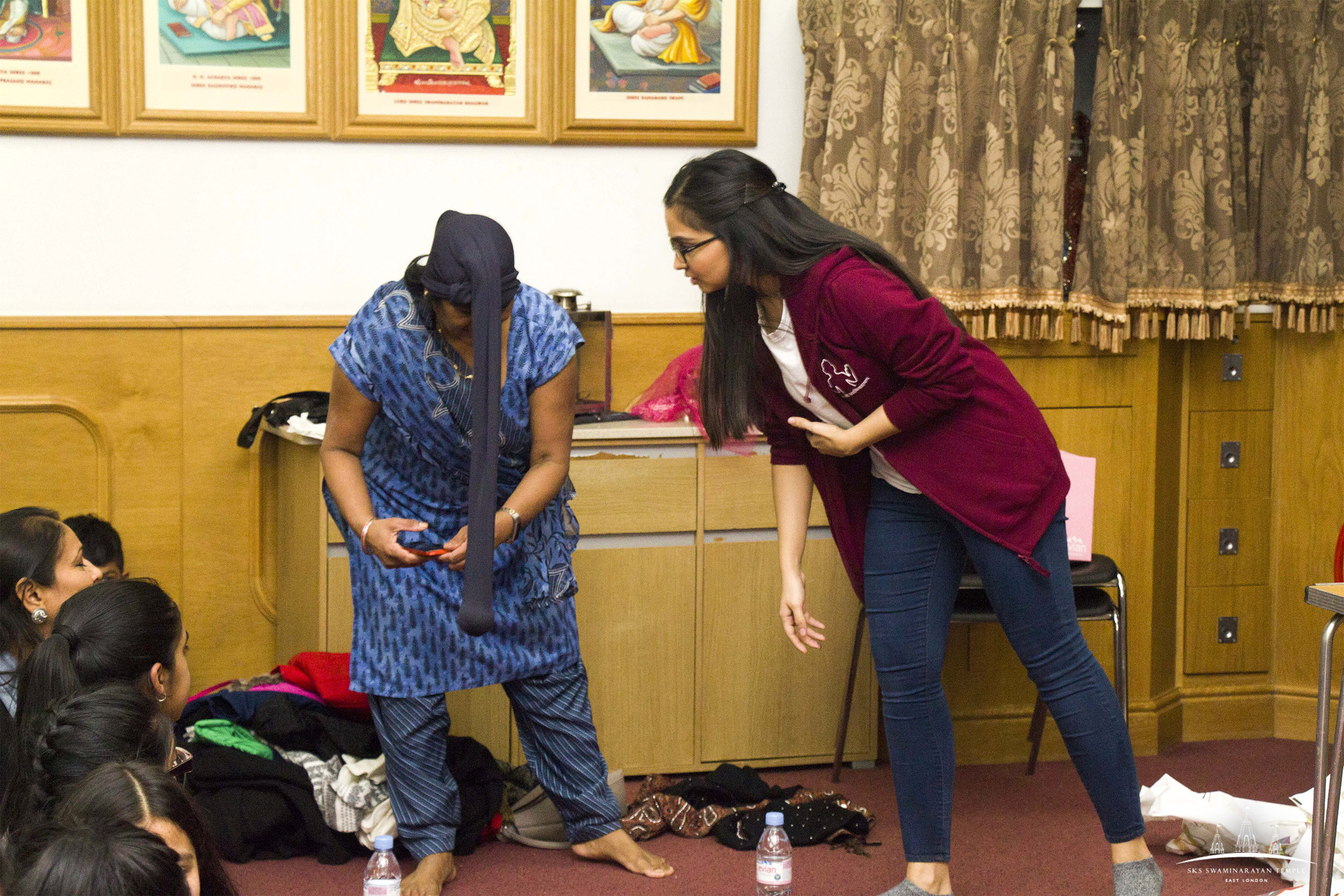 ©1987-2017 SKS Swaminarayan Temple East London